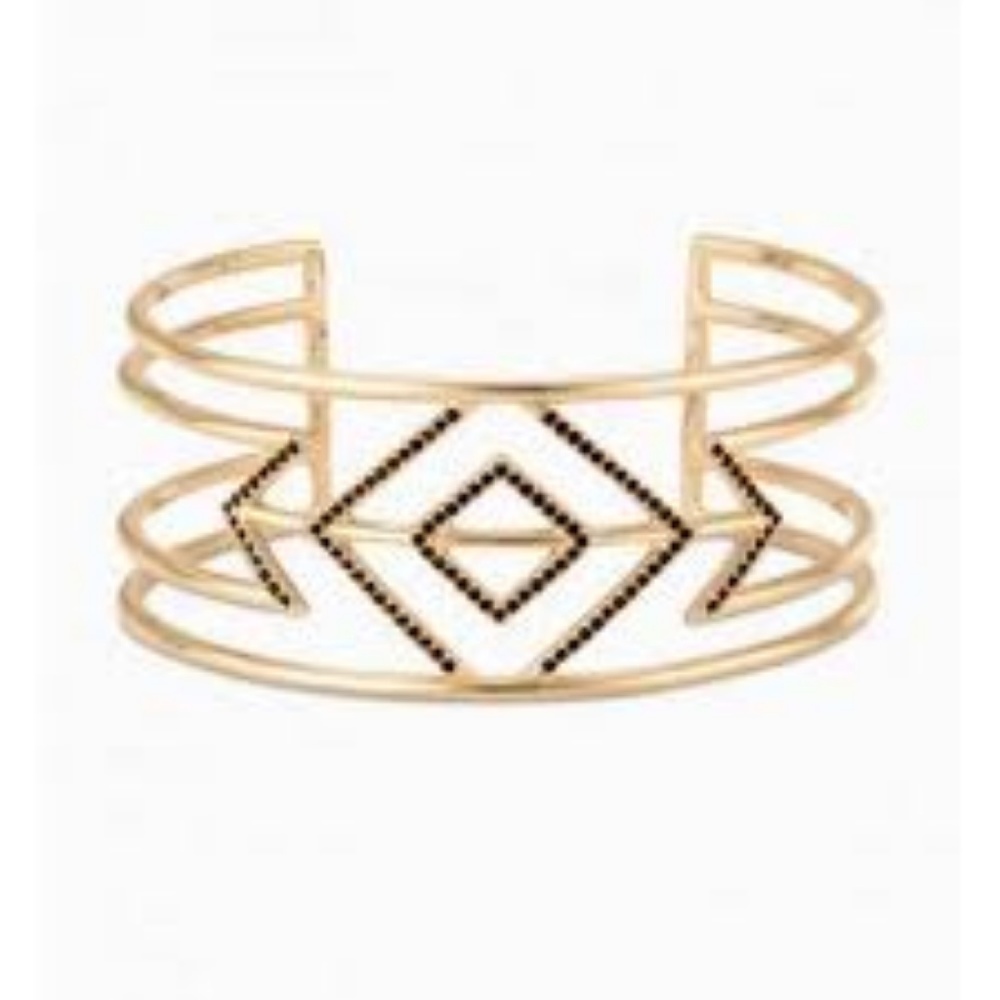 Stella & Dot Pave Sphinx Cuff